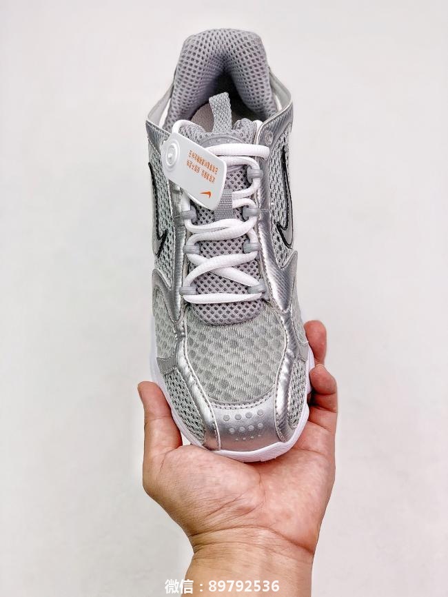 lvStussy x Nike Air Zoom Spiridon Cage 2 重磅联名原价2xx版本 福利开闸‼️采用不同密度的穿孔织物面料构建鞋