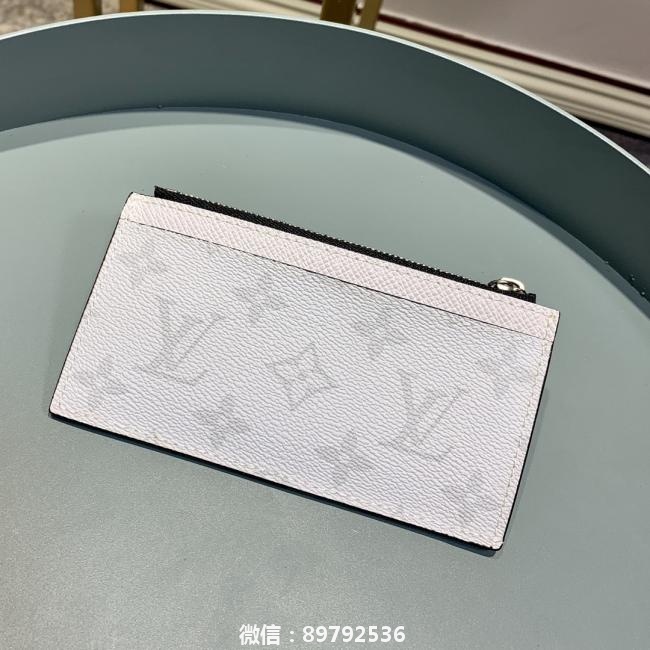 lv M30270 白花！COIN 卡夹 Discovery Pochette Taïga 皮革与 Monogram 帆布
