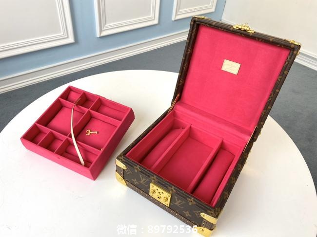 lv120 顶级原单 M44185玫红首饰盒 珠宝盒重磅推出 总觉得自己找不到适合的首饰盒