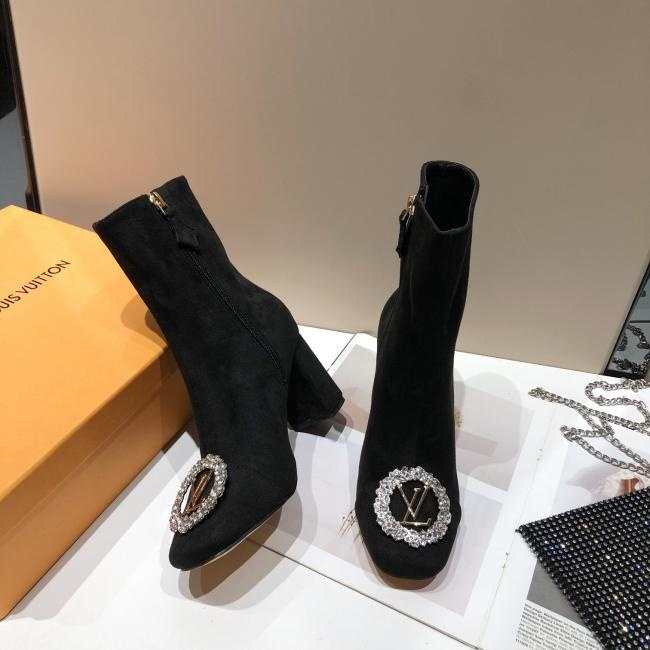 lv  Louis·Vuitton 2019专柜 方头楦型绒中矮靴\