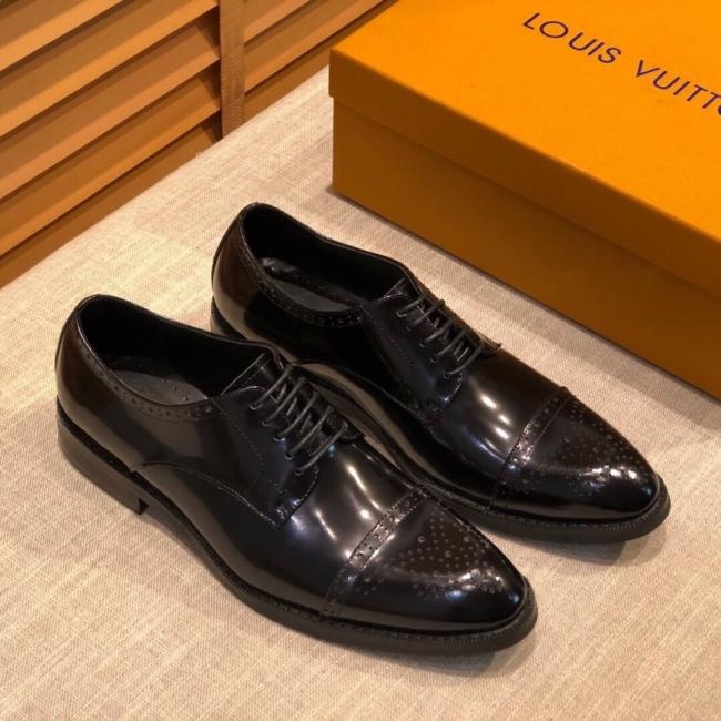 lvLouis Vuitton* 路易威登 19年专柜最新款