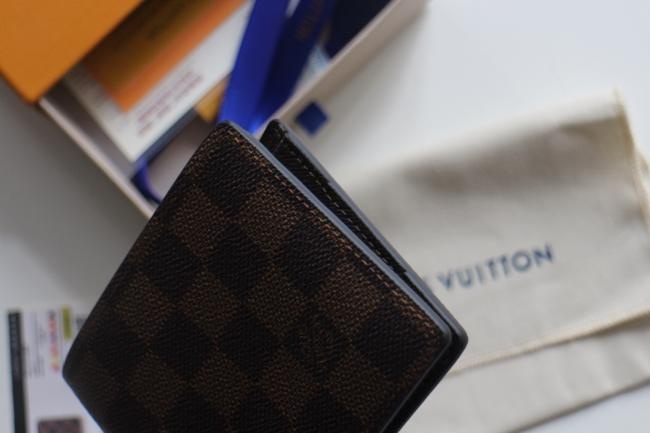 lvLouis Vuitton原单Multiple皮夹60895  采用Damier帆布制造