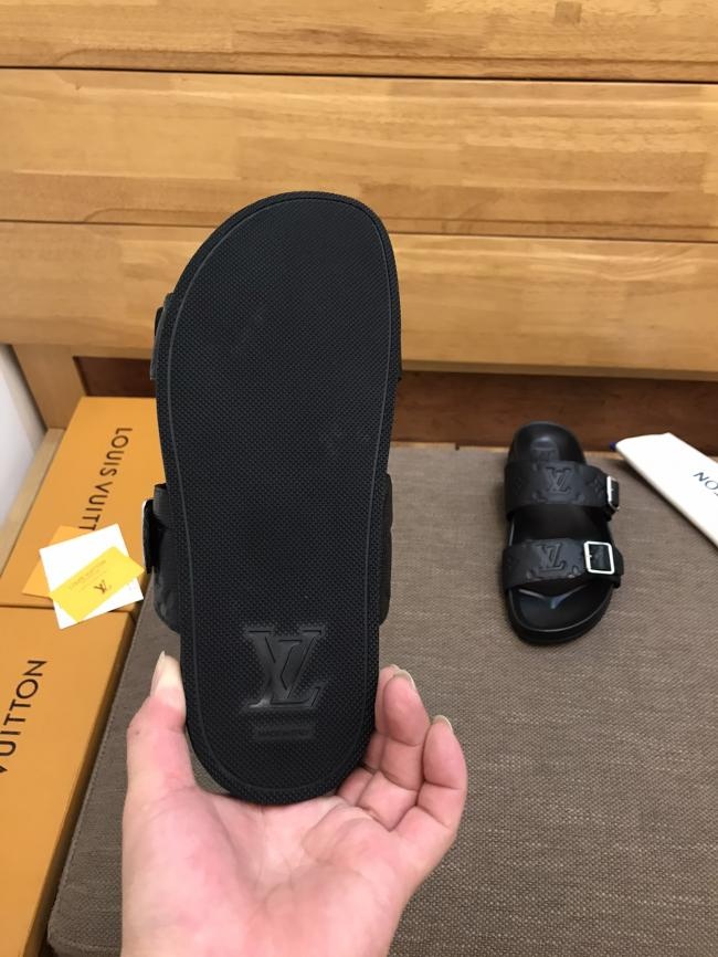 lvLoui Vuitto 顶级原单拖鞋