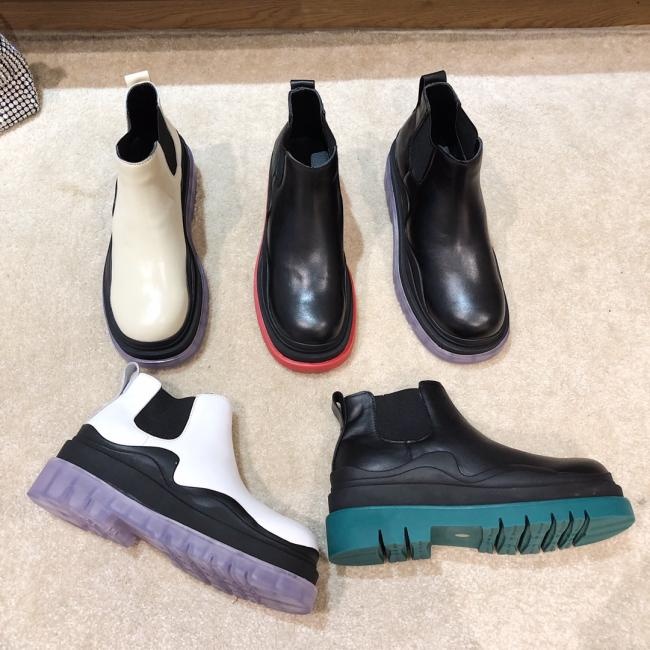 lv绿底黑色  2020秋季新品Bottega veneta及裸靴短靴