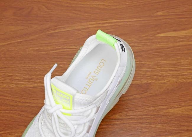 lv260【LV】高质量 真材实料 强力推荐   范思哲 真材实料 冰丝布舒适型休闲鞋