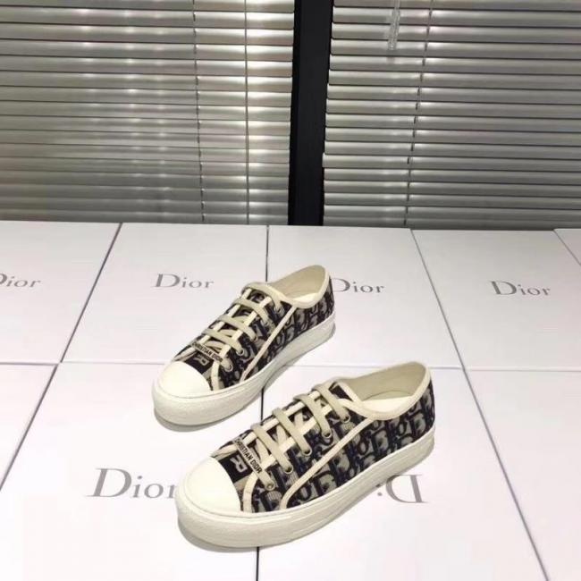 lv  Dior高版本刺绣—-D字母