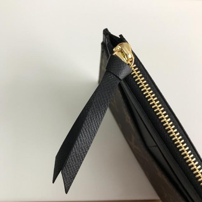 lv M62257黑色  PORTE-CARTE ZIPPE卡片夹   Monogram 帆布材质 体积小巧 配有拉链口袋