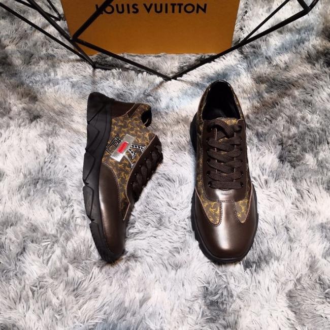lvP【Louis Vuitton】路易威登 L V 最新元素潮爆全球