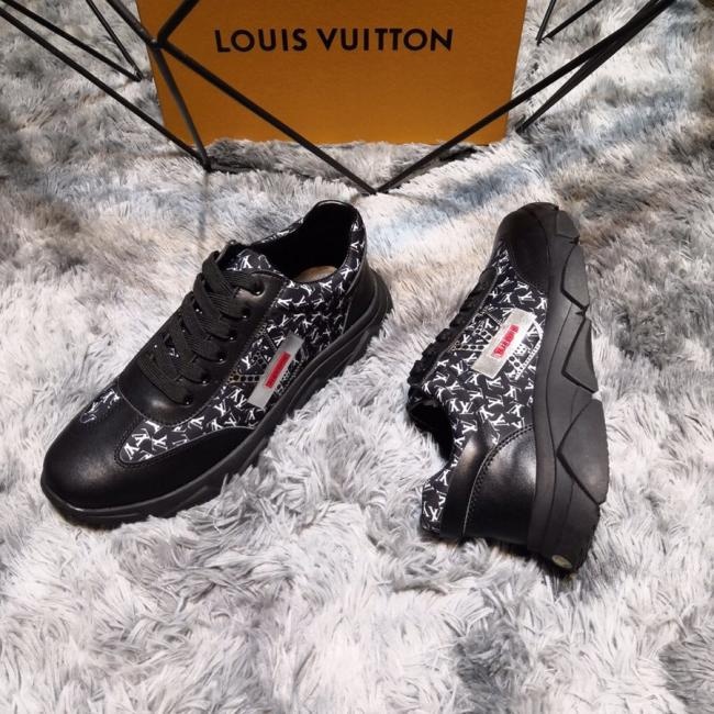lvP【Louis Vuitton】路易威登 L V 最新元素潮爆全球