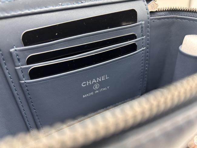 香奈儿 Chanel A96030 黑银牛皮大号口红包