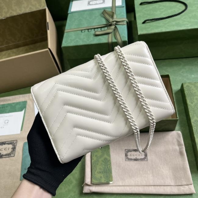 GG 4745 GG Marmont 绗缝迷你手袋，原厂绿盒包装