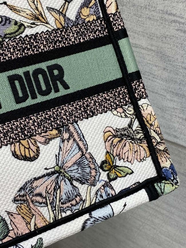Dior 小号Tote包 新款刺绣复古系列