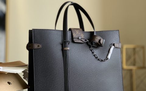lv【M30725】最‮得值‬购入的男士购物袋